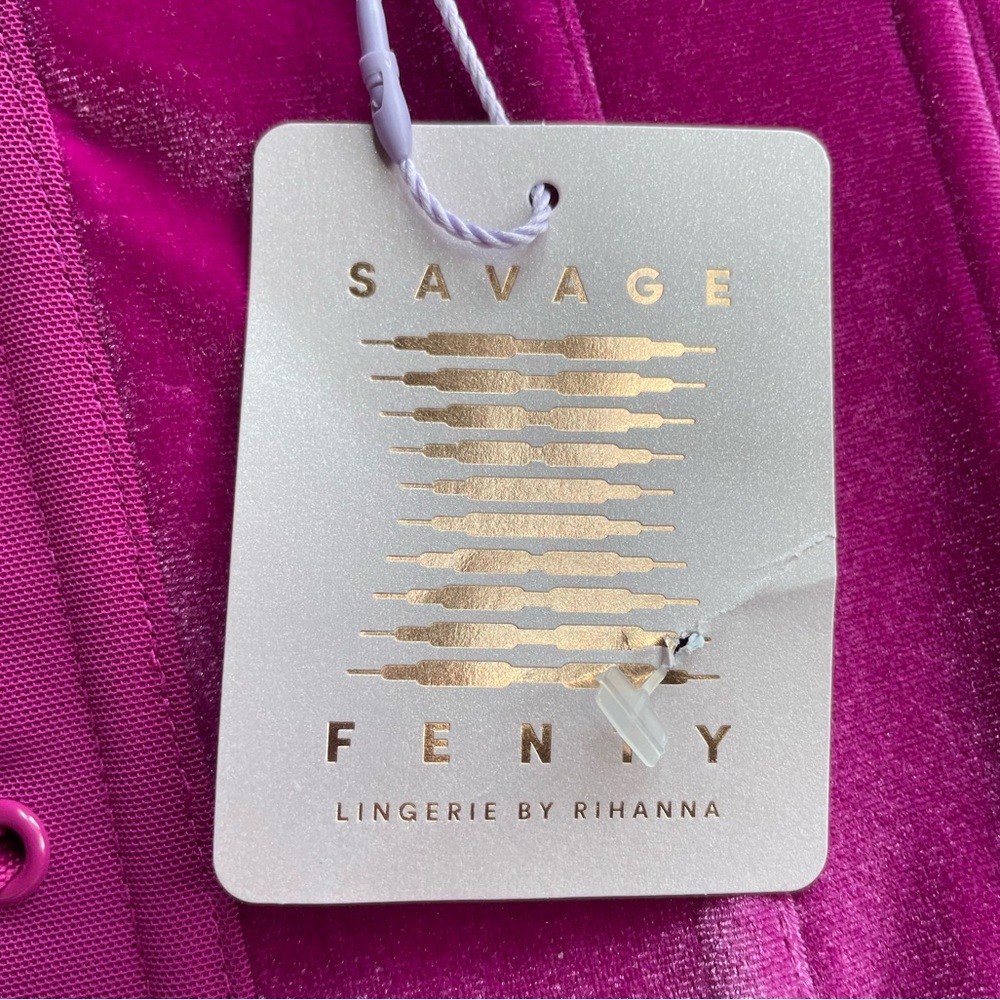 Savage x Fenty Velvet Vixen Corset in Purple Heat - S - Picture 7 of 8